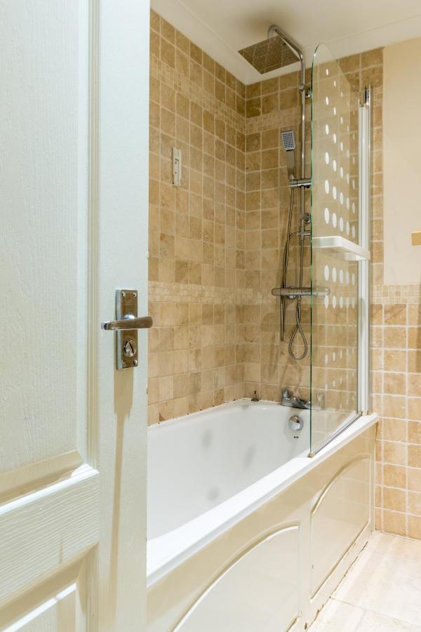 סווינדון Old Town Apartments מראה חיצוני תמונה